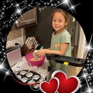 Meet your Posher, Debora